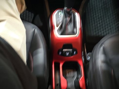 Used 2022 Jeep Renegade Trailhawk w/ Sun/Sound Group image 14