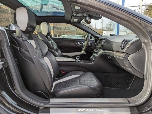 Used 2016 Mercedes-Benz SL 63 AMG image 37