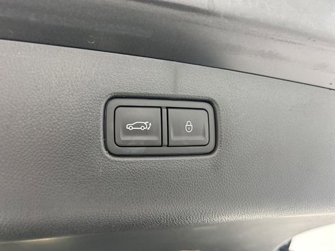 Used 2026 Genesis GV70 2.5T Advanced image 33