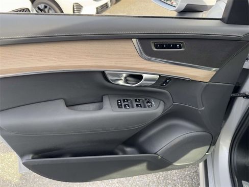 Certified 2025 Volvo XC90 B5 Plus image 14