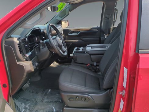 Used 2024 Chevrolet Silverado 1500 LT w/ Protection Package image 18