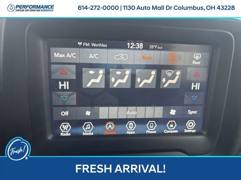 Used 2018 Jeep Renegade Latitude image 20