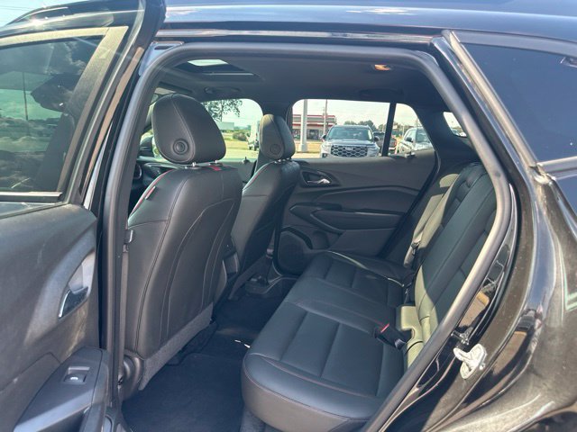 Used 2024 Chevrolet Trax RS w/ Sunroof Package FWD image 26