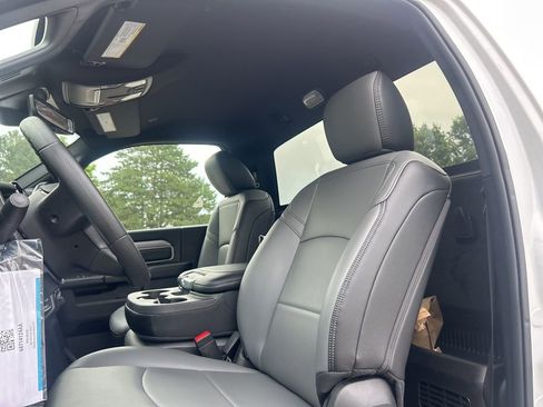 New 2025 RAM 5500 Tradesman image 10