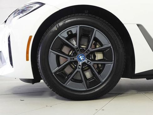 Certified 2023 BMW i4 eDrive35 RWD image 5