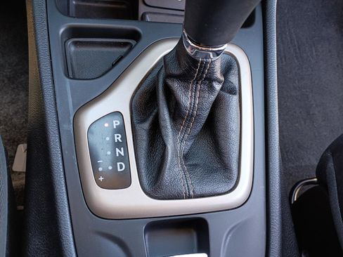 Used 2014 Jeep Cherokee Limited w/ Technology Group image 35