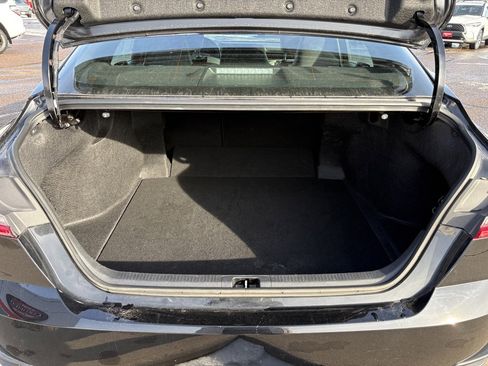 Certified 2025 Toyota Camry SE image 6