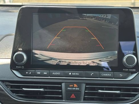 Used 2026 Nissan Altima 2.5 SV FWD image 19
