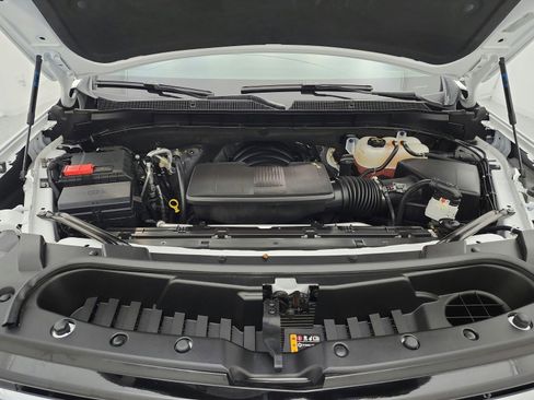 Used 2025 Chevrolet Tahoe LT image 16