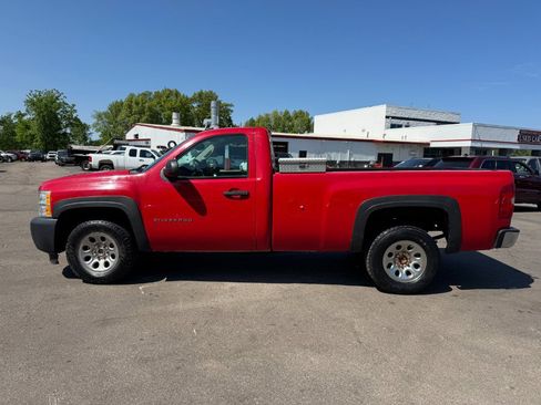 Used 2013 Chevrolet Silverado 1500 W/T RWD image 2