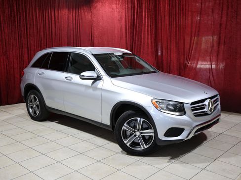 Used 2016 Mercedes-Benz GLC 300 image 2