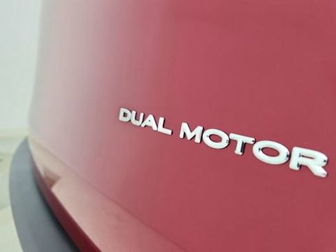 Used 2026 Tesla Model Y AWD image 17