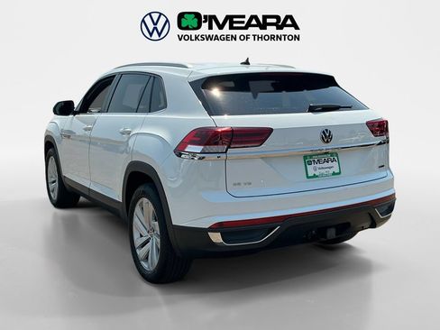 Used 2022 Volkswagen Atlas Cross Sport SE AWD/4WD image 3