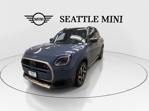 Certified 2025 MINI Cooper Countryman S w/ Comfort Package Max image 4