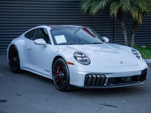 Certified 2025 Porsche 911 Carrera 4 GTS image 6