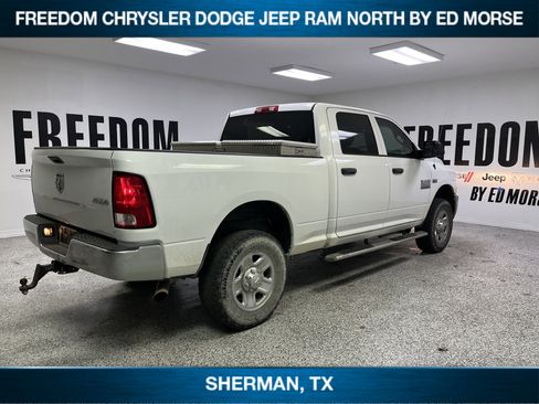 Used 2015 RAM 2500 Tradesman w/ Chrome Appearance Group image 3