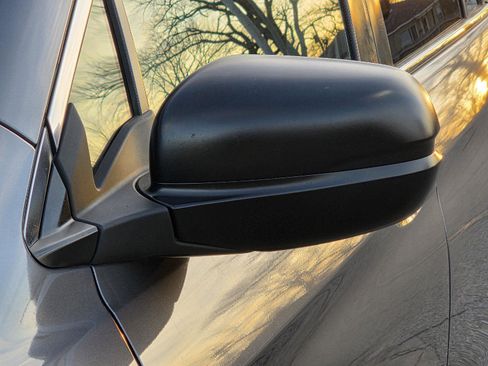 Used 2019 Honda Pilot LX image 37