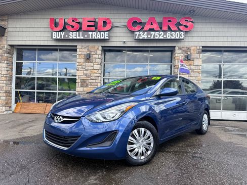 Used 2016 Hyundai Elantra SE FWD image 1