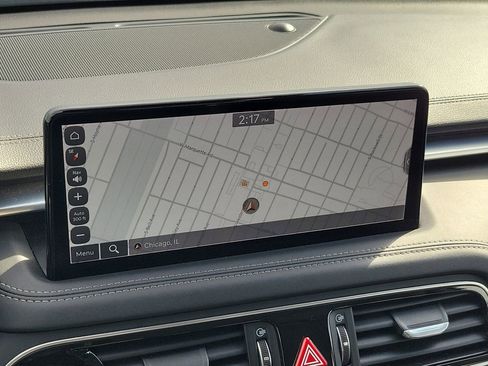 Used 2023 Genesis G70 2.0T image 26