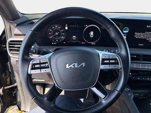 Used 2024 Kia Telluride SX FWD image 25