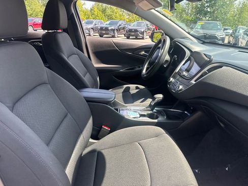 Used 2023 Chevrolet Malibu LT image 14