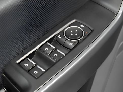 Used 2021 Ford F150 XLT image 18