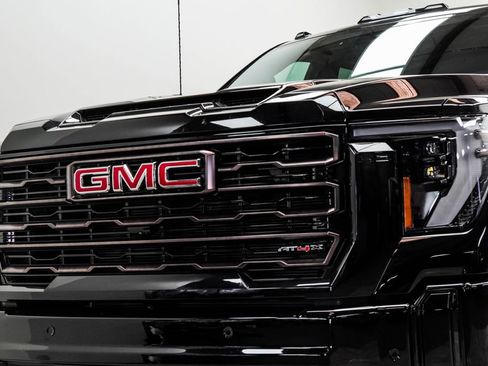 Used 2026 GMC Sierra 2500 AT4X AWD/4WD image 2