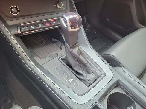 Used 2025 Audi Q3 2.0T Premium w/ Convenience Package AWD/4WD image 27