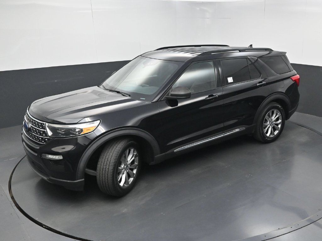 Used 2020 Ford Explorer XLT w/ Equipment Group 202A RWD image 31