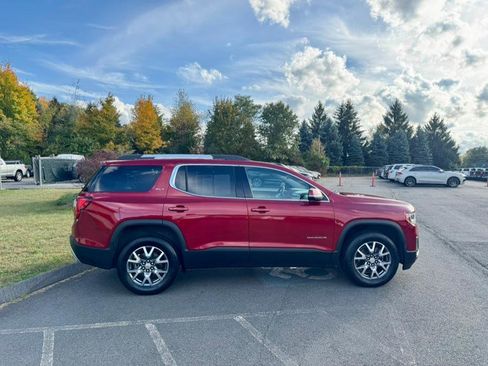 Used 2023 GMC Acadia SLT image 8
