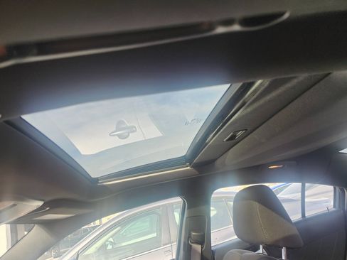 Used 2023 Dodge Charger SXT w/ Cold Weather Package image 17