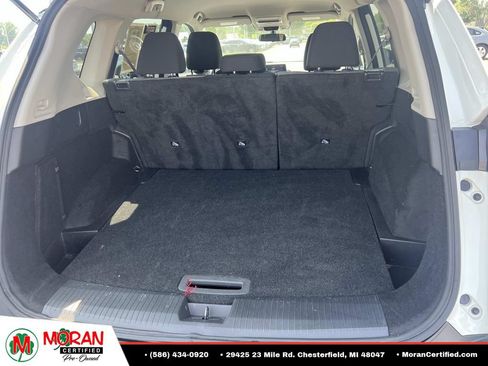 Used 2022 Nissan Rogue S AWD/4WD image 11