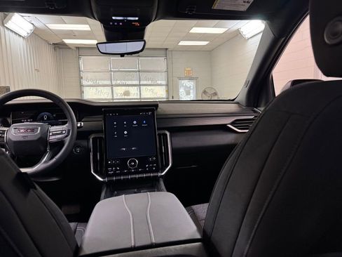 New 2026 GMC Acadia Elevation w/ LPO, Floor Liner Package image 23