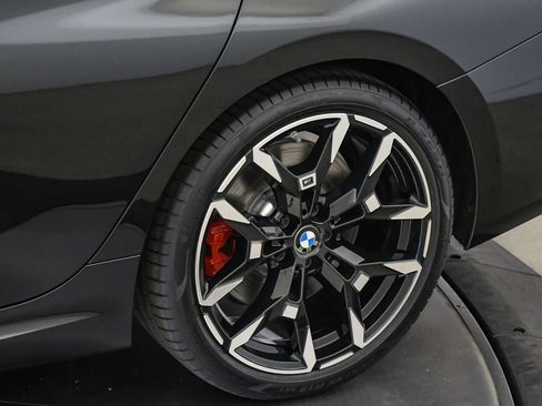 Used 2026 BMW 330i Sedan w/ M Sport Package RWD image 11