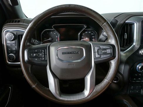 Used 2021 GMC Sierra 1500 Denali w/ Driver Alert Package II AWD/4WD image 10