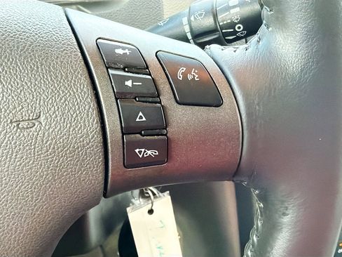 Used 2011 Chevrolet HHR LT w/ My Link Package image 33