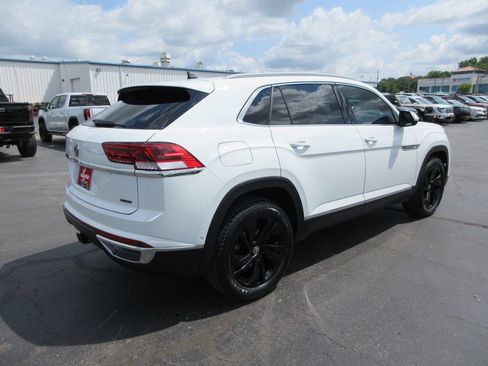 Used 2021 Volkswagen Atlas Cross Sport SEL Premium AWD/4WD image 6