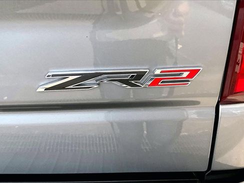 Used 2023 Chevrolet Silverado 1500 ZR2 w/ Technology Package image 7
