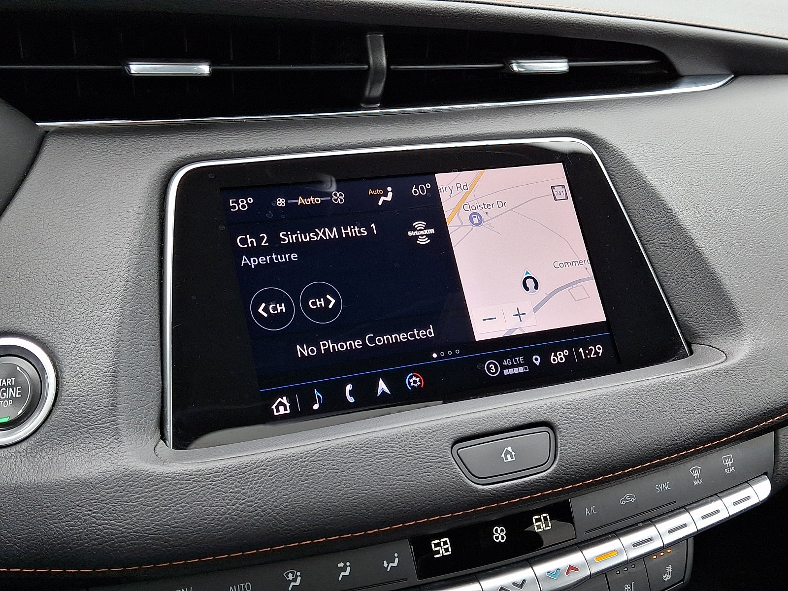 Used 2022 Cadillac XT4 Sport w/ Comfort Package AWD/4WD image 18