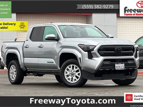 Certified 2024 Toyota Tacoma SR5 image 1