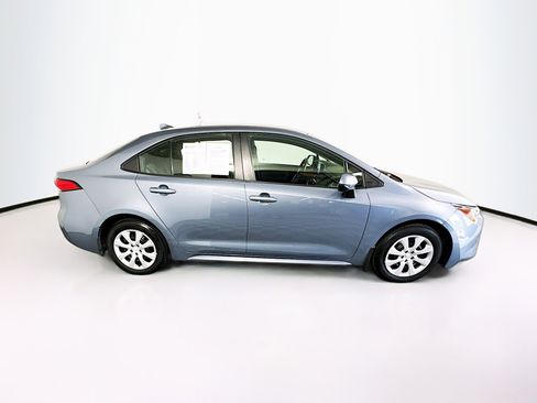 Certified 2025 Toyota Corolla LE FWD image 2
