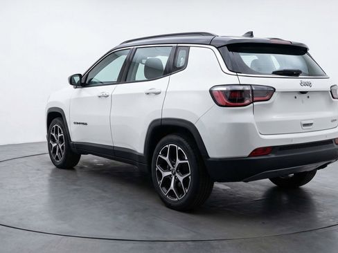 Used 2025 Jeep Compass Limited AWD/4WD image 6