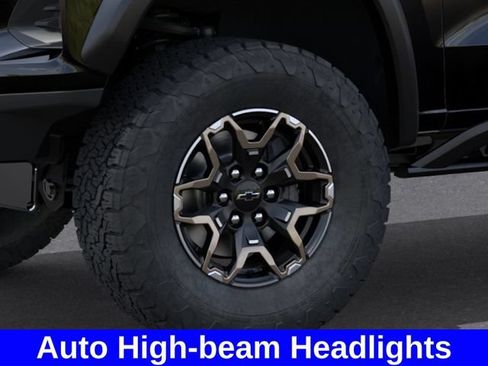 New 2026 Chevrolet Colorado ZR2 w/ Technology Package AWD/4WD image 10
