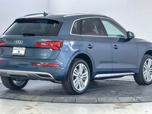 Used 2018 Audi Q5 Prestige AWD/4WD image 2