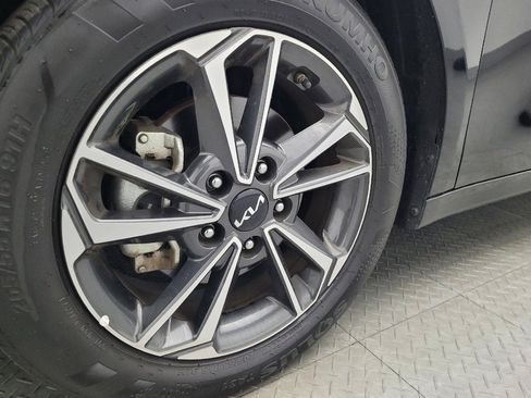 Used 2024 Kia Forte LXS w/ LXS Technology Package image 31