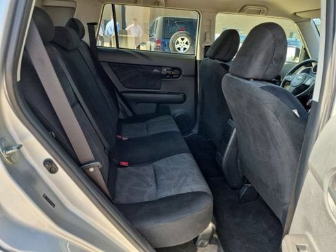 Used 2012 Scion xB FWD image 16