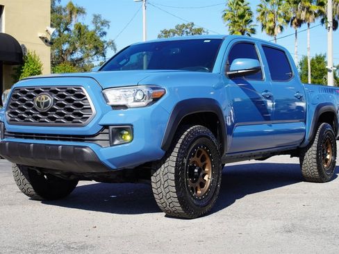 Used 2019 Toyota Tacoma TRD Off-Road image 15
