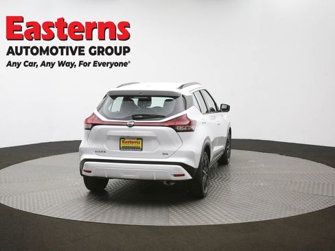 Used 2023 Nissan Kicks SR w/ SR Premium Package image 40