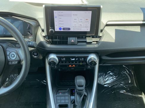 Certified 2024 Toyota RAV4 XLE AWD/4WD image 30
