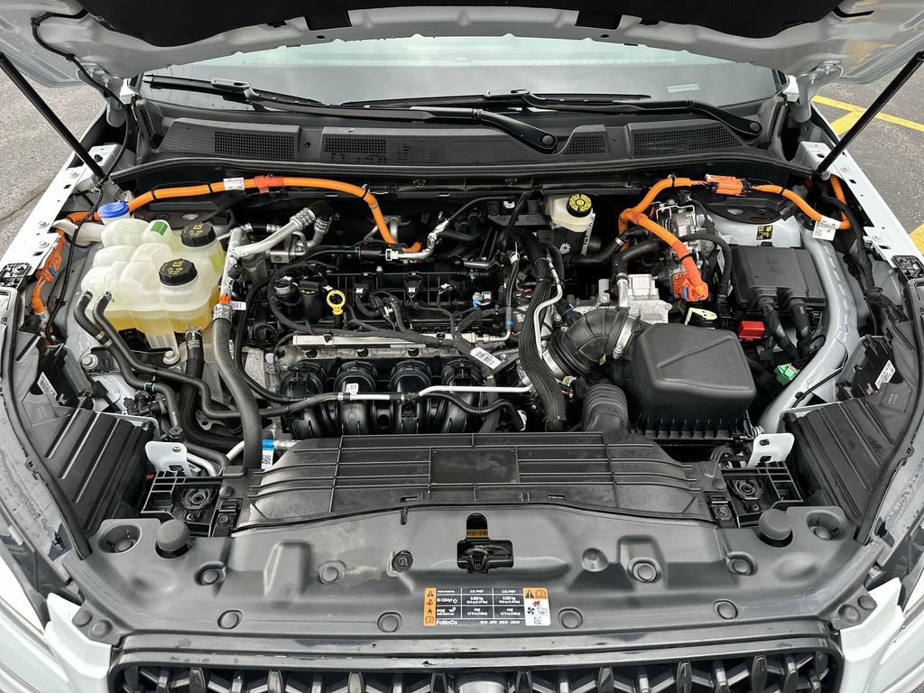 Certified 2025 Lincoln Corsair Grand Touring w/ Equipment Group 301A AWD/4WD image 18